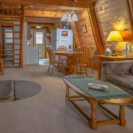Rustic Cabin 2 - Two Bedroom Forest Lakes Estates Exteriör bild